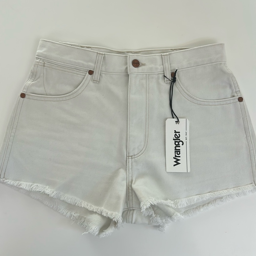 NWT WRANGLER WOMEN'S FESTIVAL MODERN SHORTS Size 25